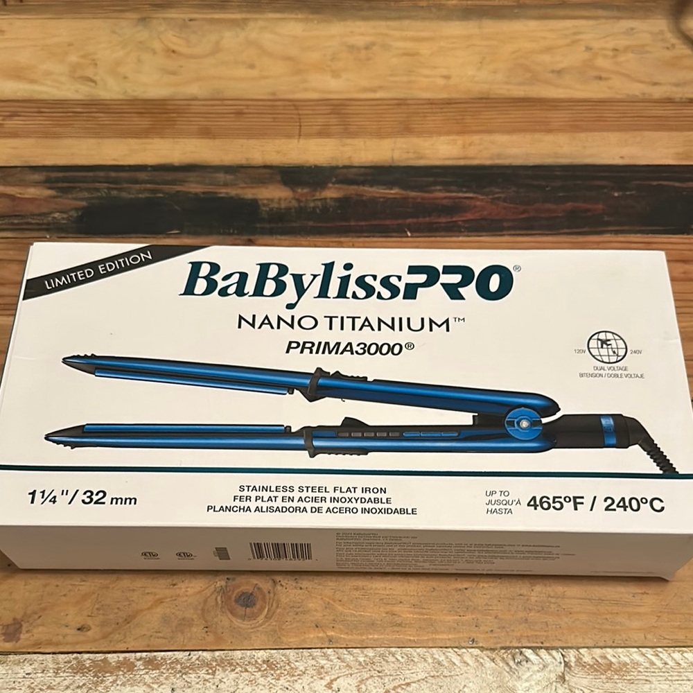 BaBylissPRO Nano Titanium Flat Iron - Blue